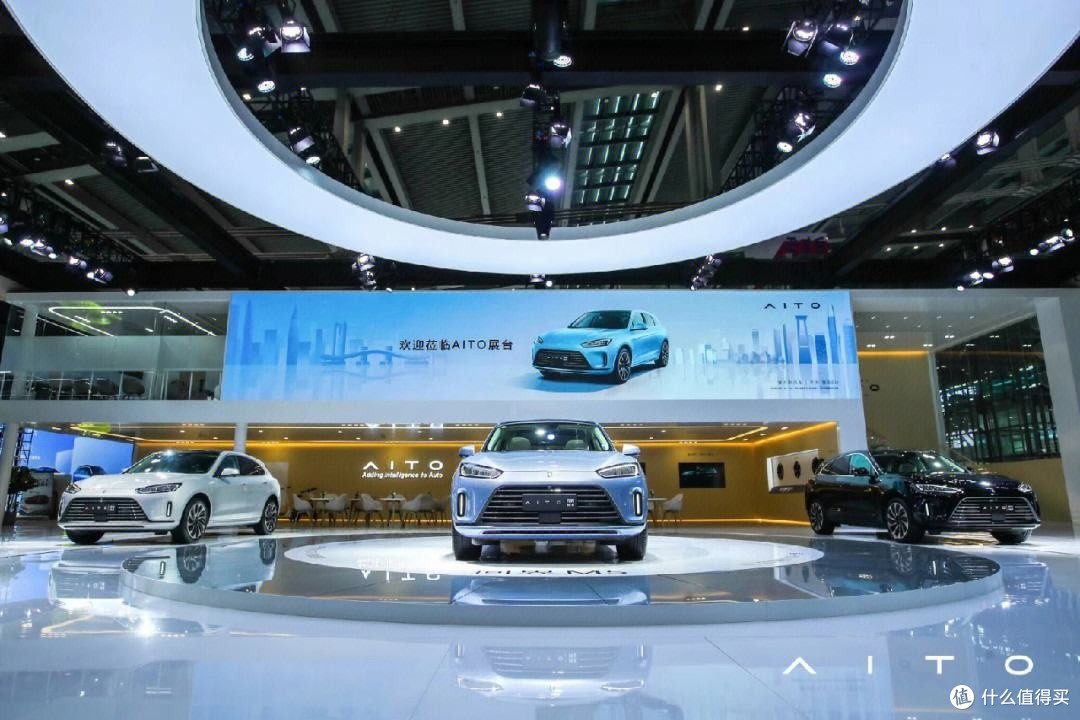 AI 领航:问界 M5 智能驾驶重塑出行与生活