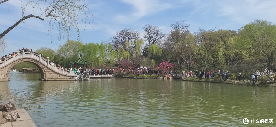 烟花三月下扬州,此时的扬州瘦西湖更是美如画