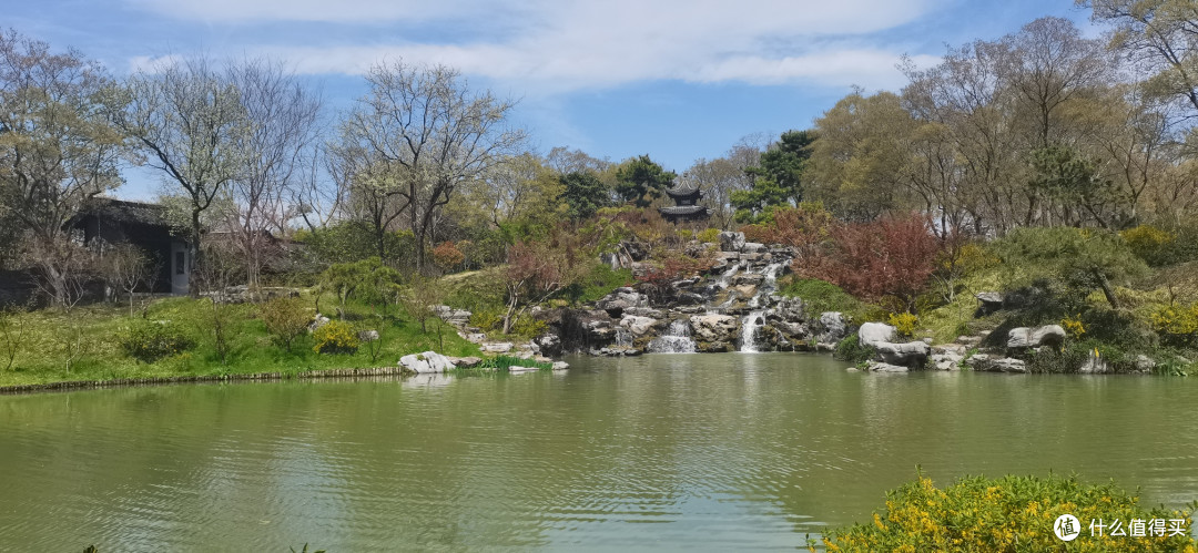 烟花三月下扬州，此时的扬州瘦西湖更是美如画