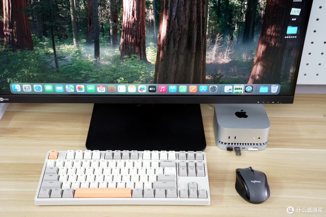 果系桌搭强迫症救星,"隐形"扩容Mac mini,移速扩展坞底座评测