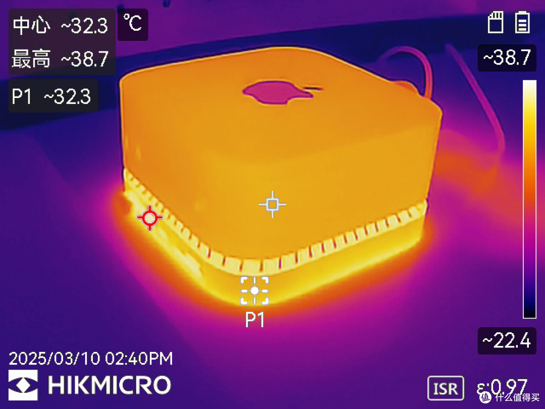 果系桌搭强迫症救星,"隐形"扩容Mac mini,移速扩展坞底座评测