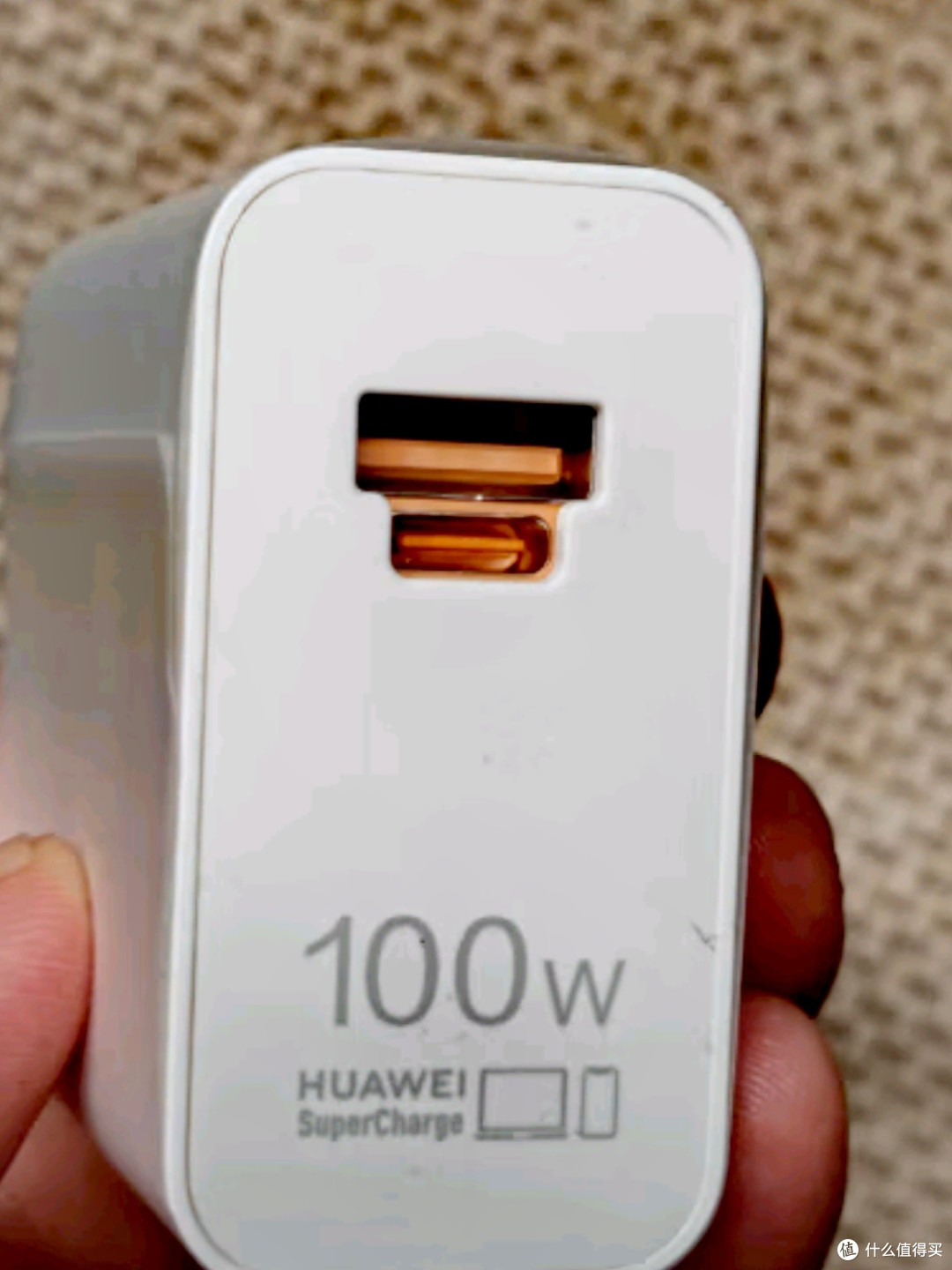HUAWEI Mate 70 Pro 优享版:曜石黑下的科技美学与智能生活