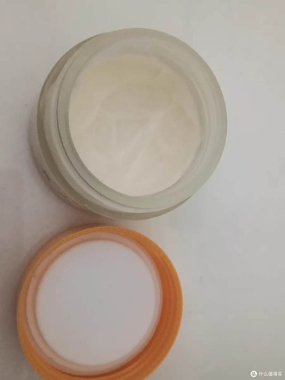 试试这款黄芪霜，肌肤焕发光彩