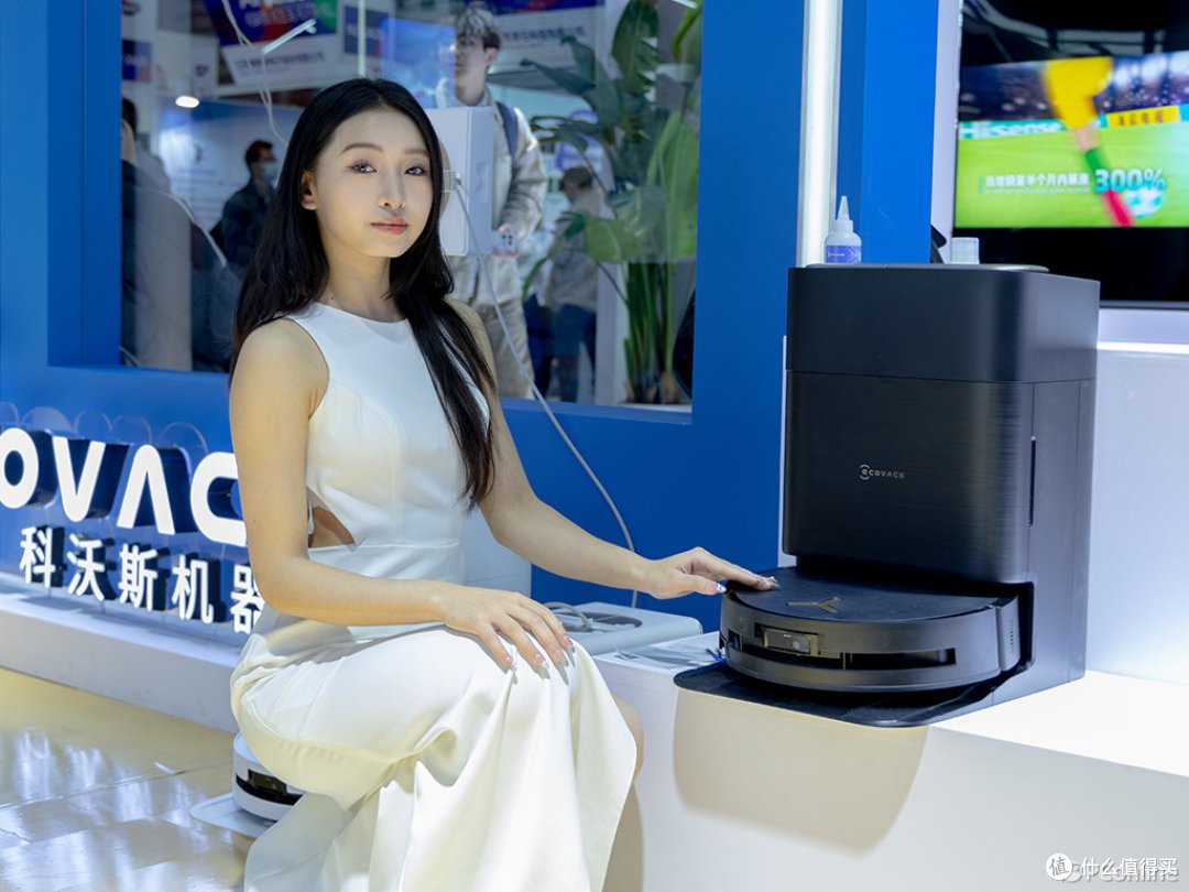 智能清洁未来已来 科沃斯机器人闪耀AWE 2025太平洋网络展台