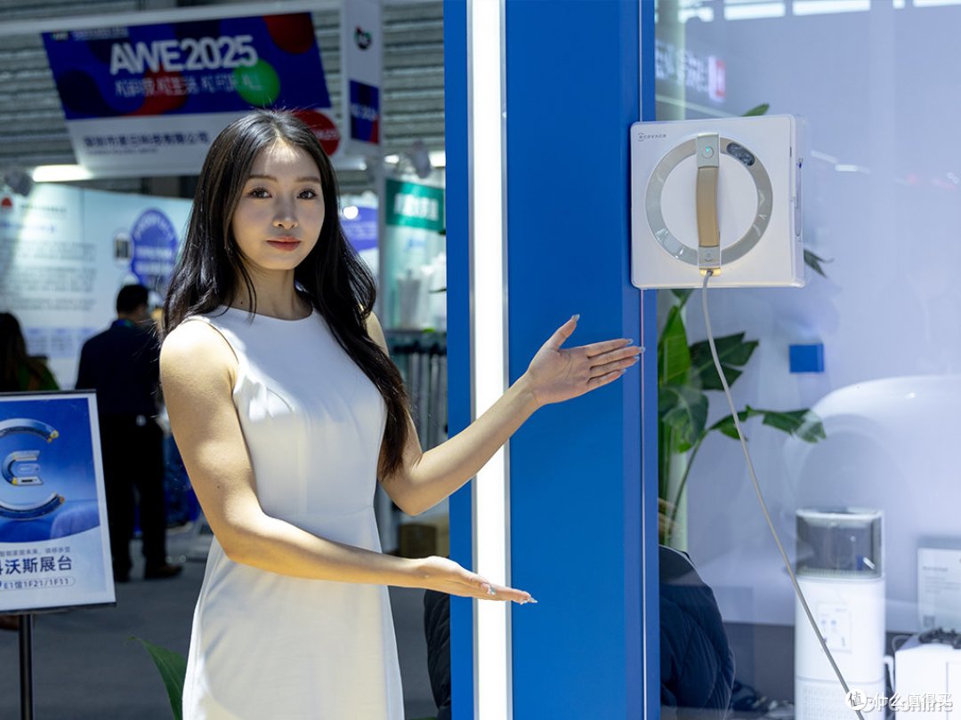 智能清洁未来已来 科沃斯机器人闪耀AWE 2025太平洋网络展台