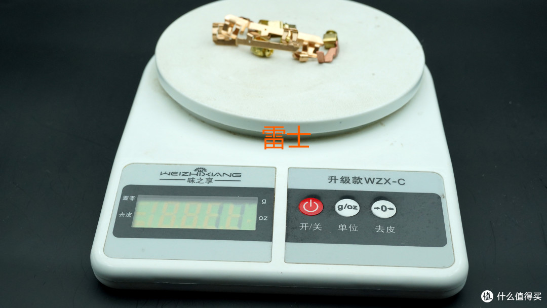 别让这个天天摸30次的小东西偷走安全感——7款开关面板横评