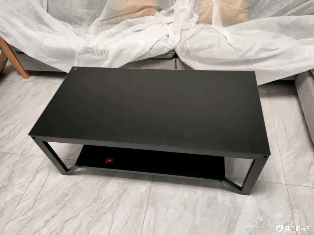 凡社茶几:现代简约轻奢风,小户型的优雅之选