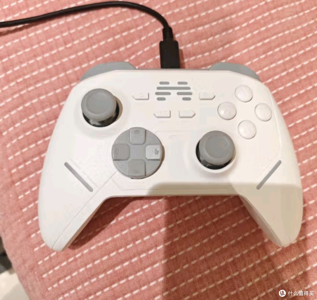 北通鲲鹏20智控无线游戏手柄:多平台畅玩,开启游戏新体验🎮