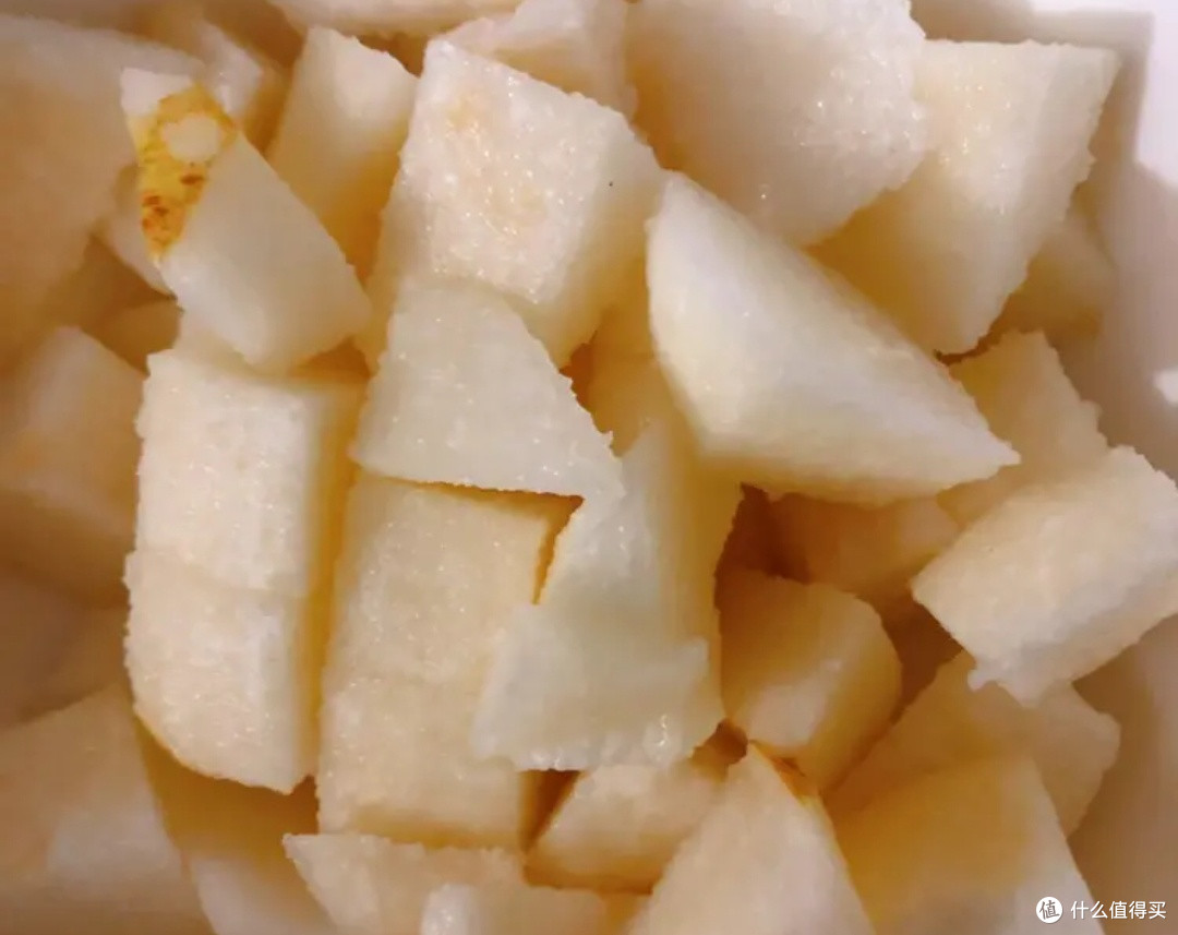 春日佳饮冰糖雪梨水:润肺滋养的甜蜜慰藉