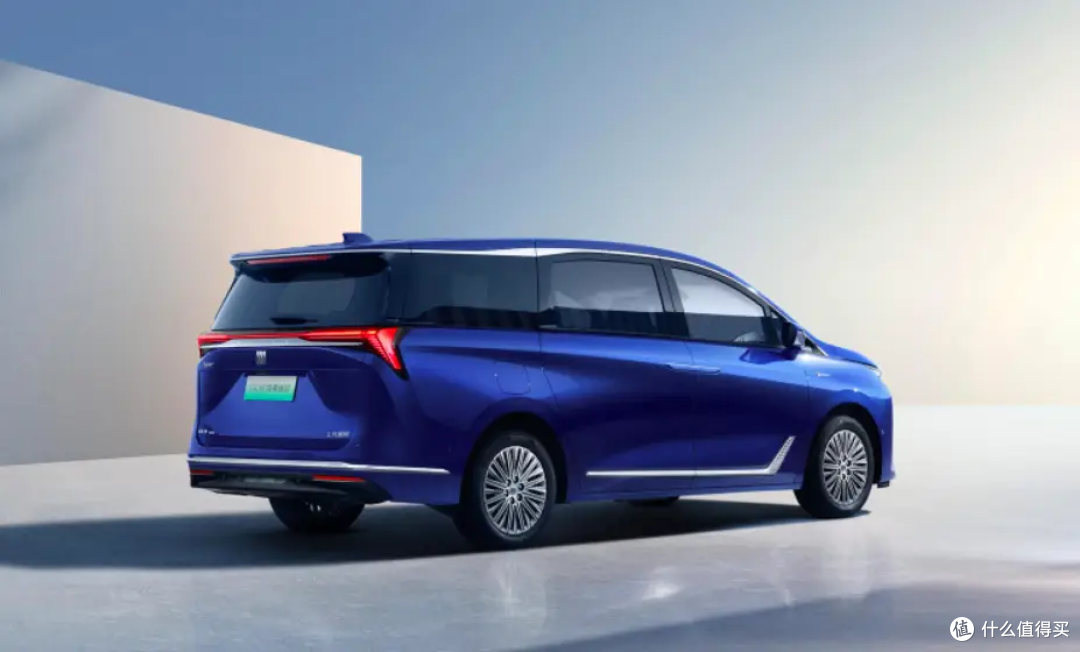 30万级绿牌七座MPV!别克GL8陆尚能否成为家用车市场的黑马?