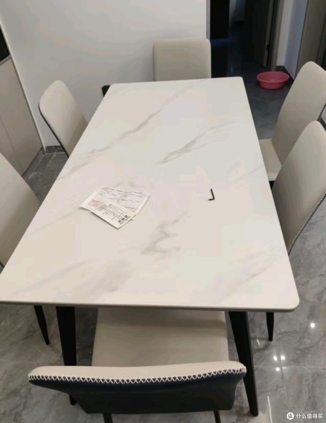 餐桌焕新,点亮家居新活力