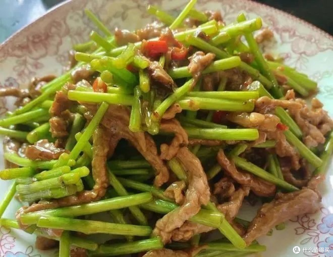 春天来一盘芦蒿炒腊肉