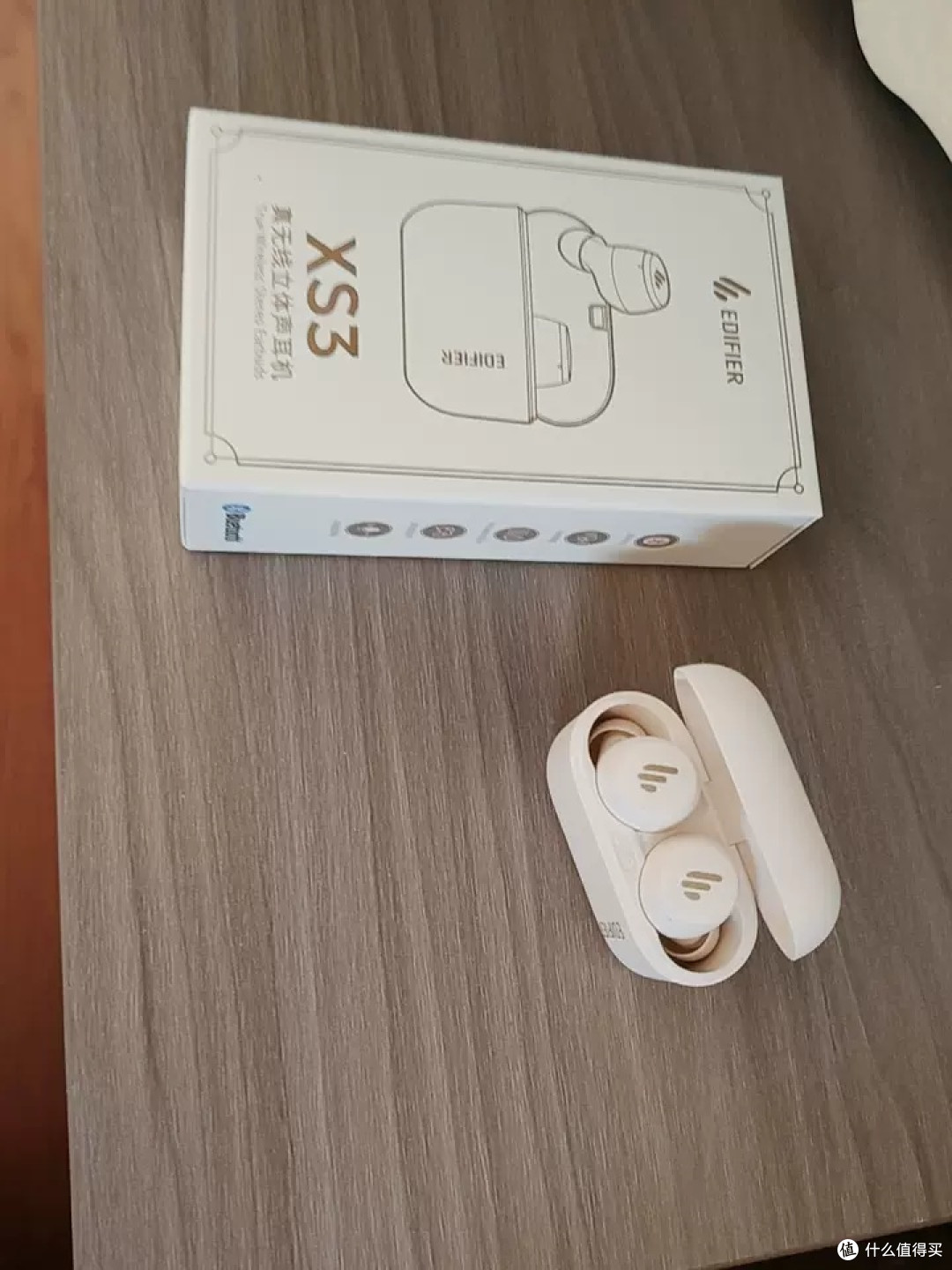 漫步者XS1耳机：长续航运动体验