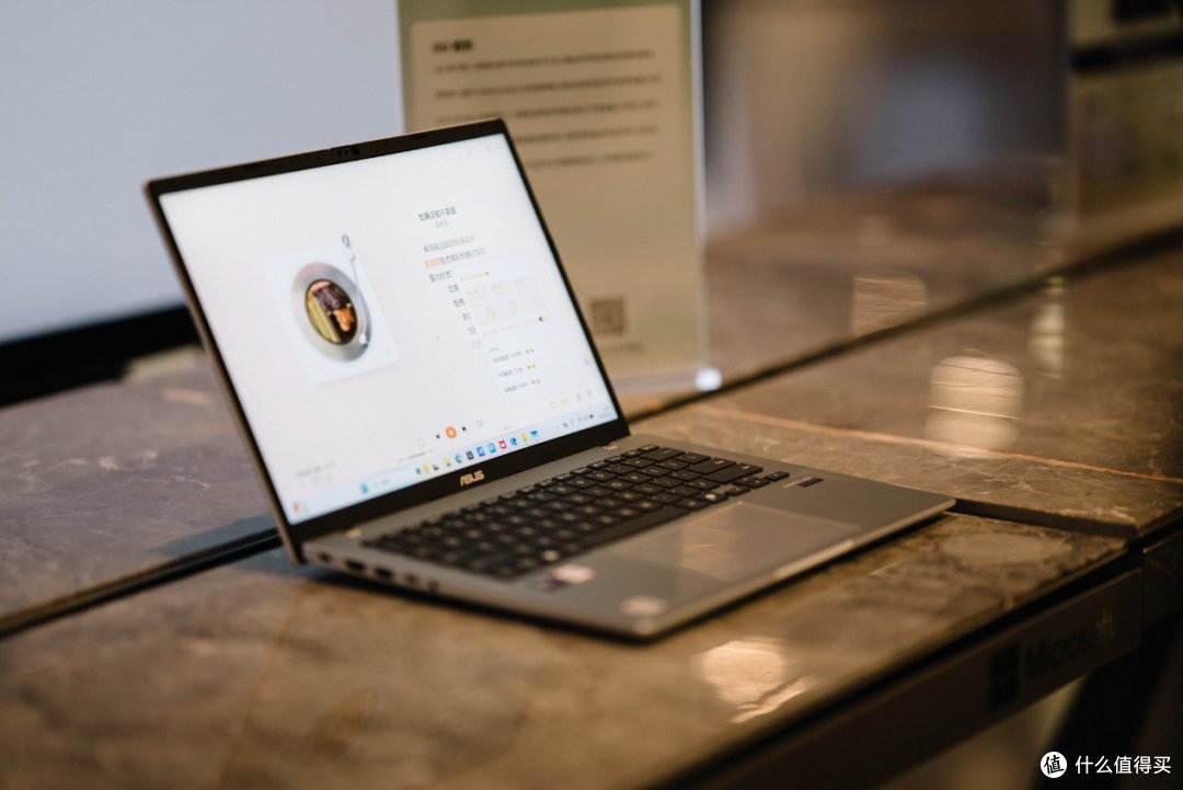 当Windows 11遇上AI,英特尔酷睿Ultra扮演了什么角色?