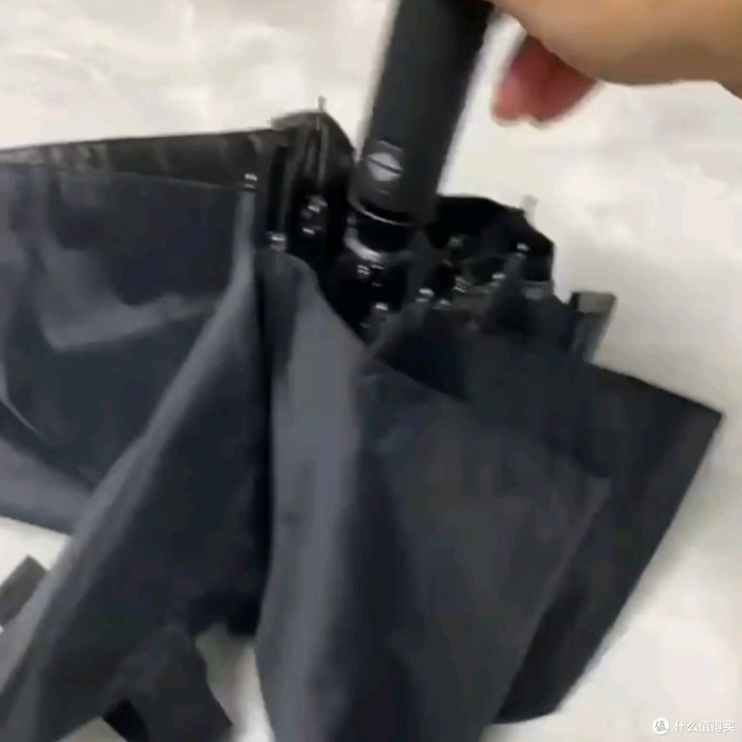 京东京造黑武士Pro雨伞:晴雨两用的时尚之选