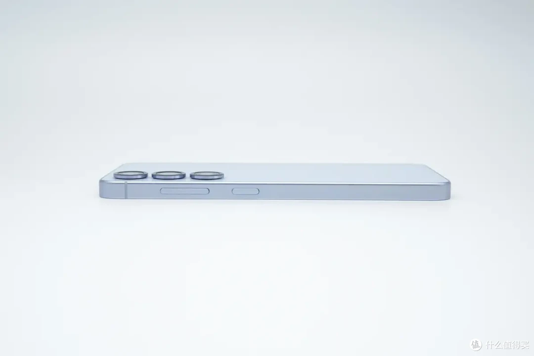 性能续航双在线!三星 Galaxy S25手机评测