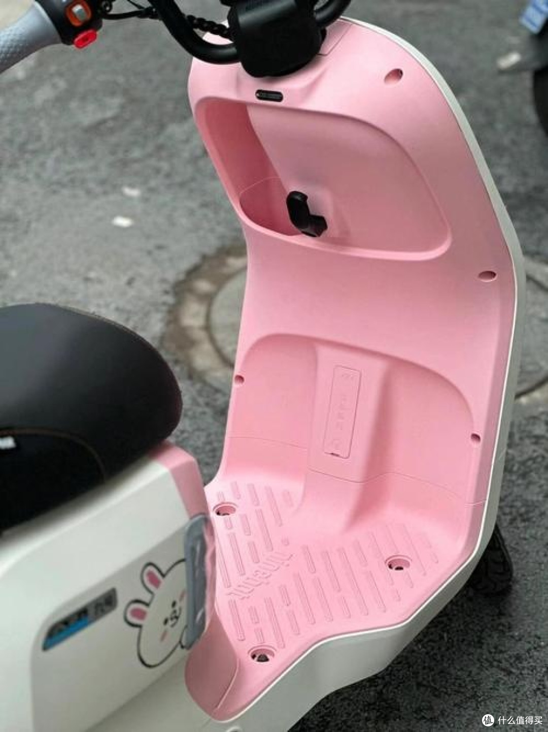 骑行新宠：九号电动 A2z 35C