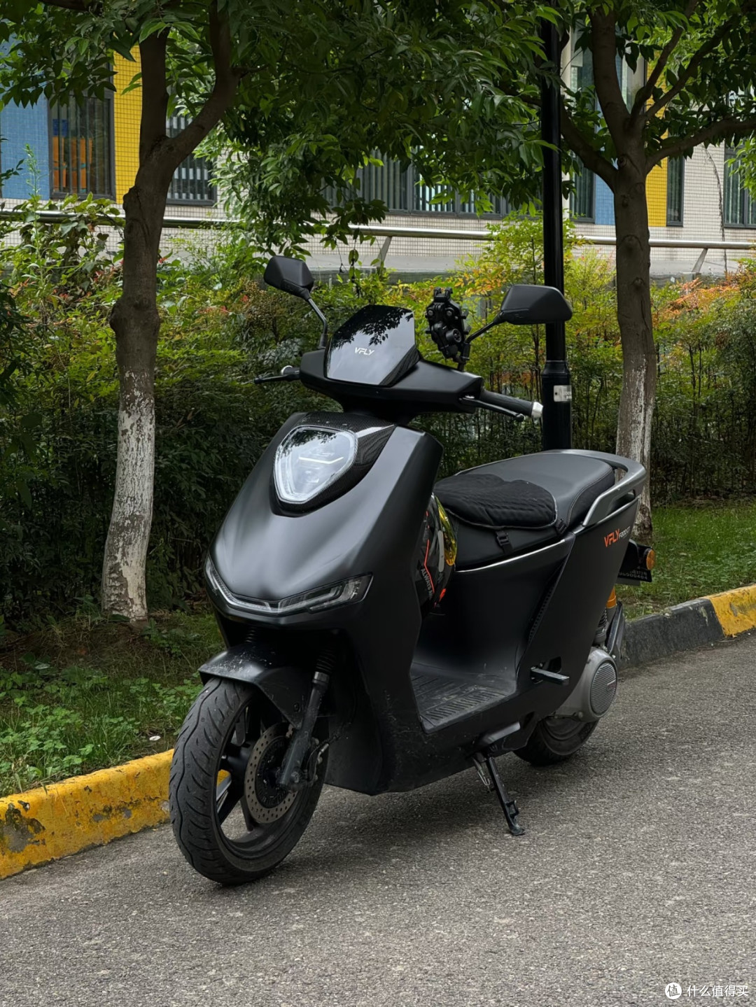 雅迪Vfly F200gt,真的超酷!