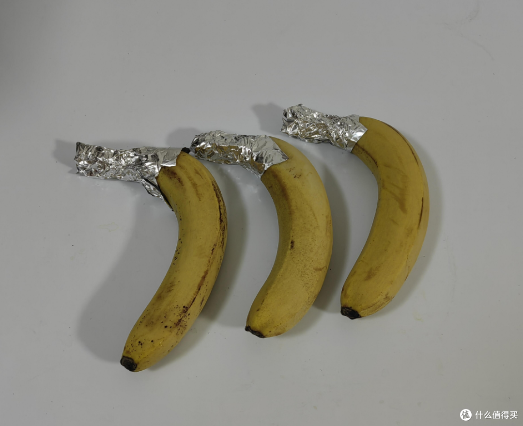 现在的年轻人也太聪明了吧,几块钱的锡纸,硬是用成了家居神器!