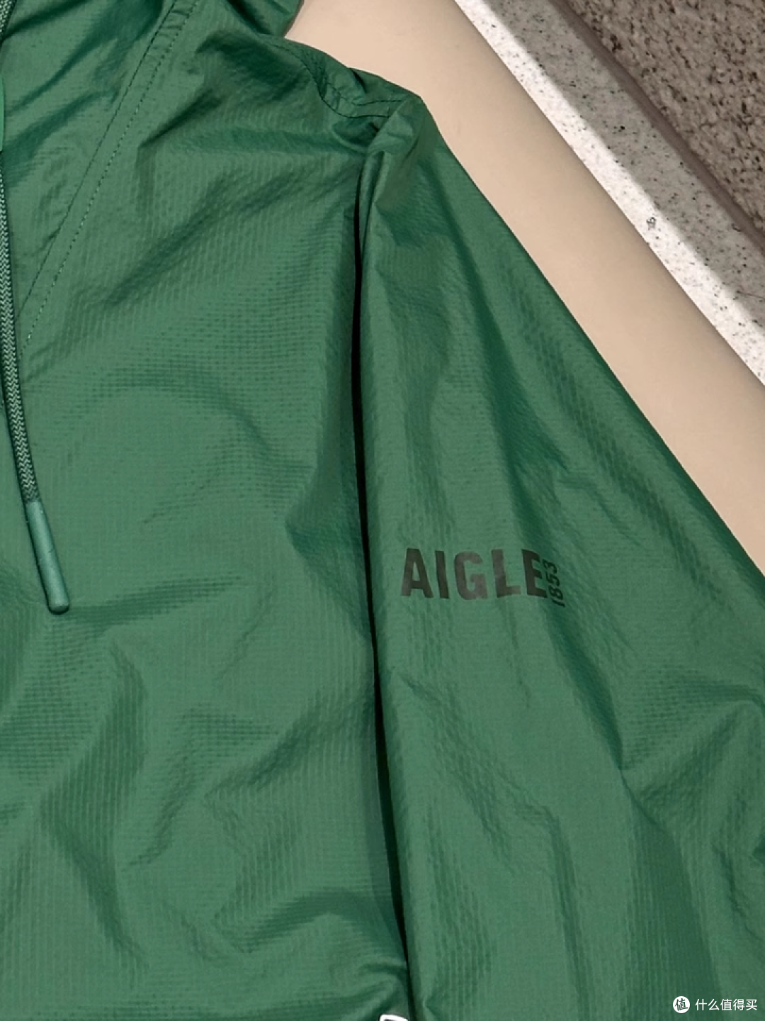 春日潮流单品,AIGLE艾高防晒夹克——女神必备的防晒神器!