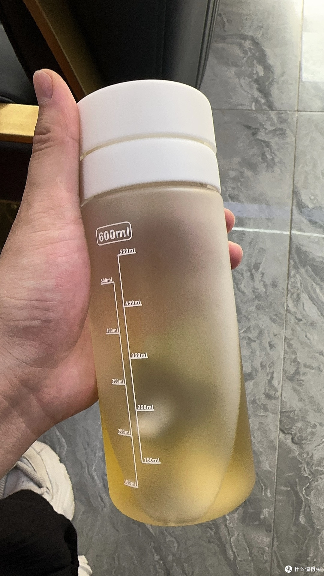 蜜雪冰城青提茉莉茶:一口清甜,满室芬芳