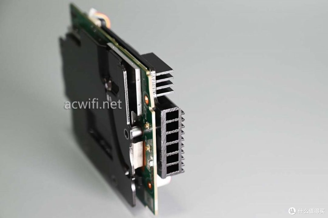 GL-BE3600拆机评测,有触摸屏的无线路由器