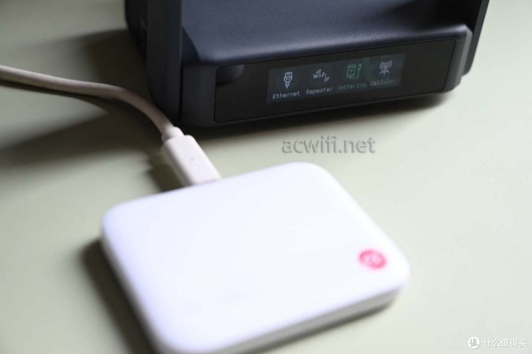 GL-BE3600拆机评测,有触摸屏的无线路由器