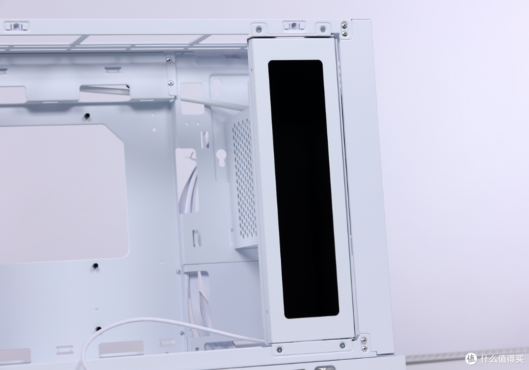 高配但小体积,11.3寸副屏!闪鳞G600搭配98X3D+5070Ti装机分享