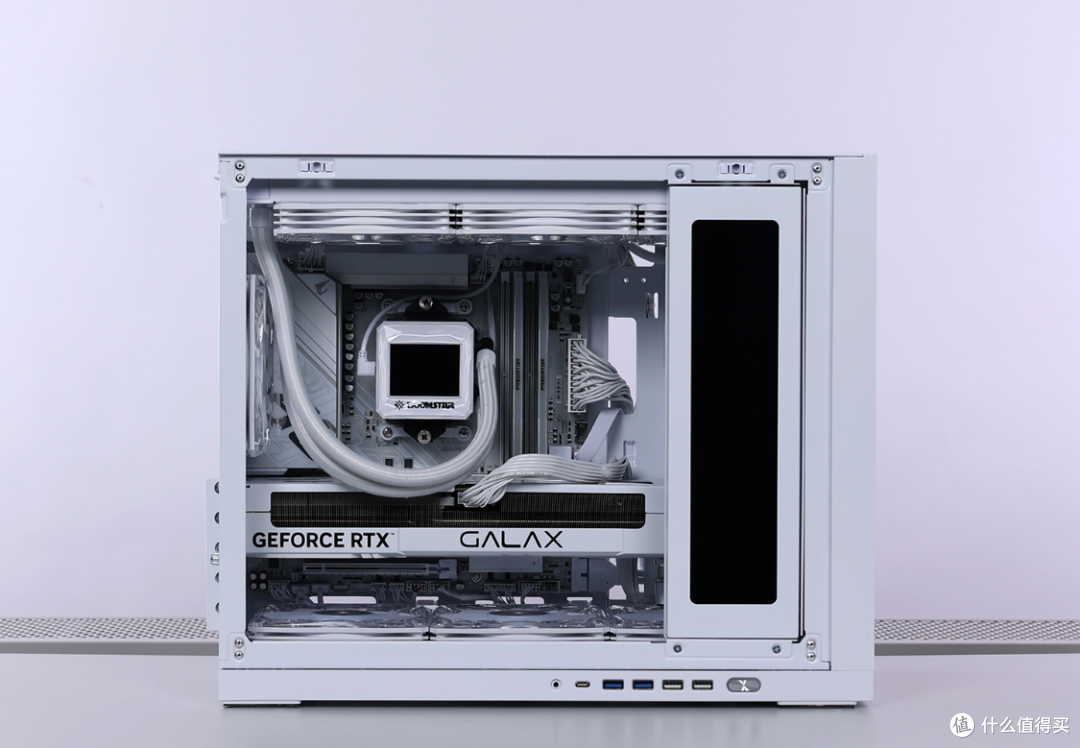 高配但小体积,11.3寸副屏!闪鳞G600搭配98X3D+5070Ti装机分享