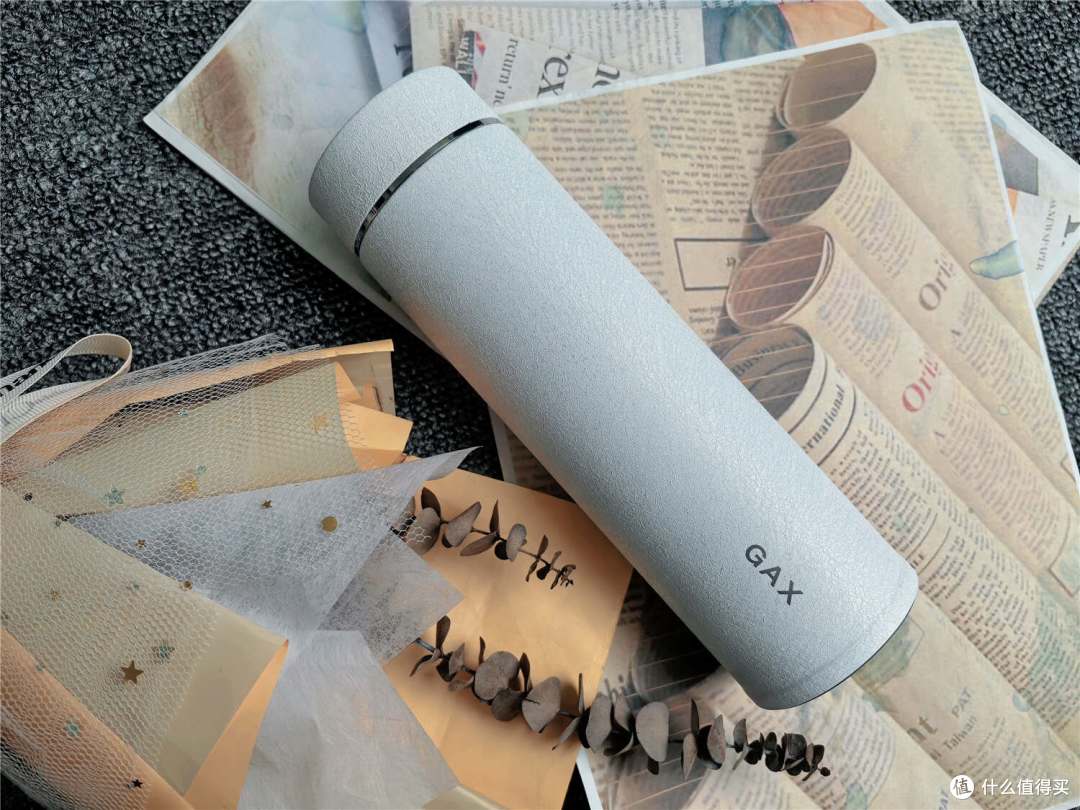 宫菱纯钛保温杯体验:0重金属0漆0涂层,欧盟认证权威更安心