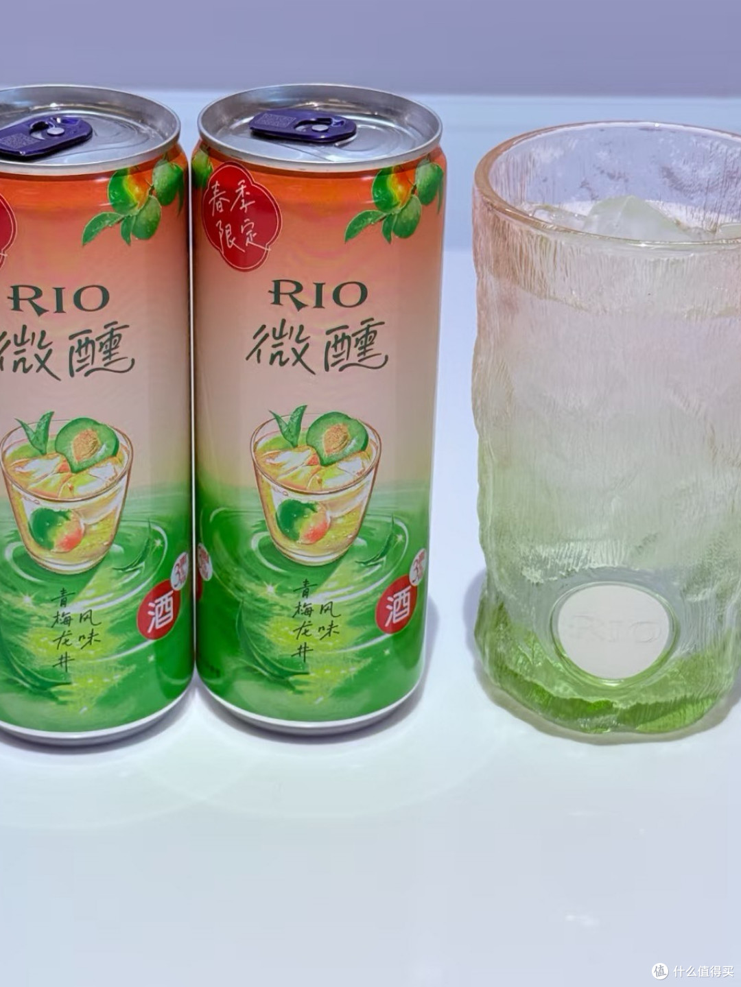 春日微醺新体验:邂逅果香与气泡交织的梦幻之酒