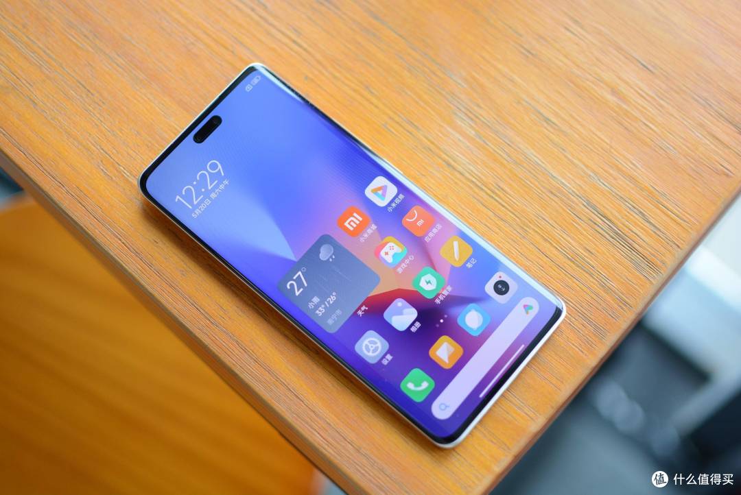小米16系列有望回归直屏,旗舰机彻底告别曲面屏?这玩笑开大了吧