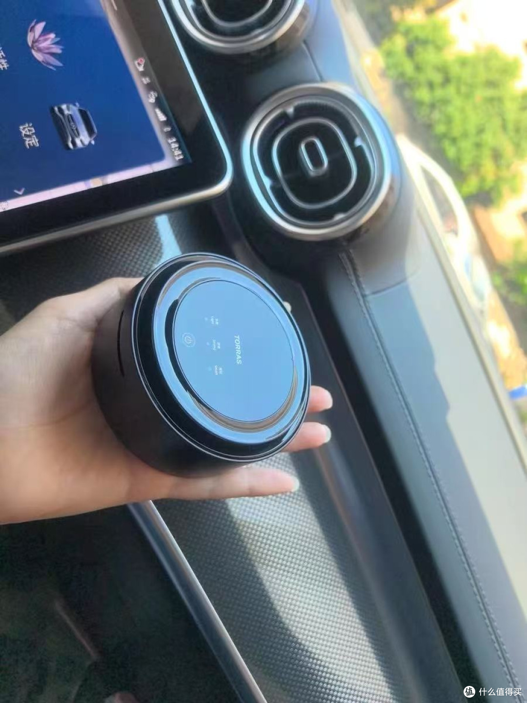 汽车香氛:车内空间的灵魂调味剂