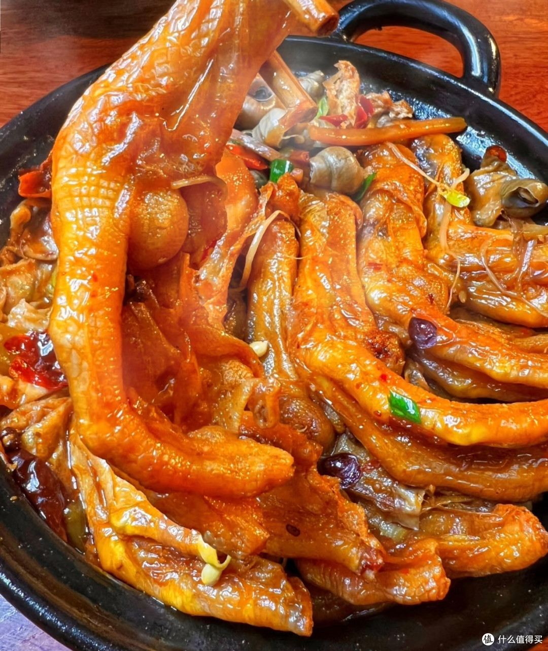 嗦螺啃脚,解锁春季宅家追剧“新食尚”
