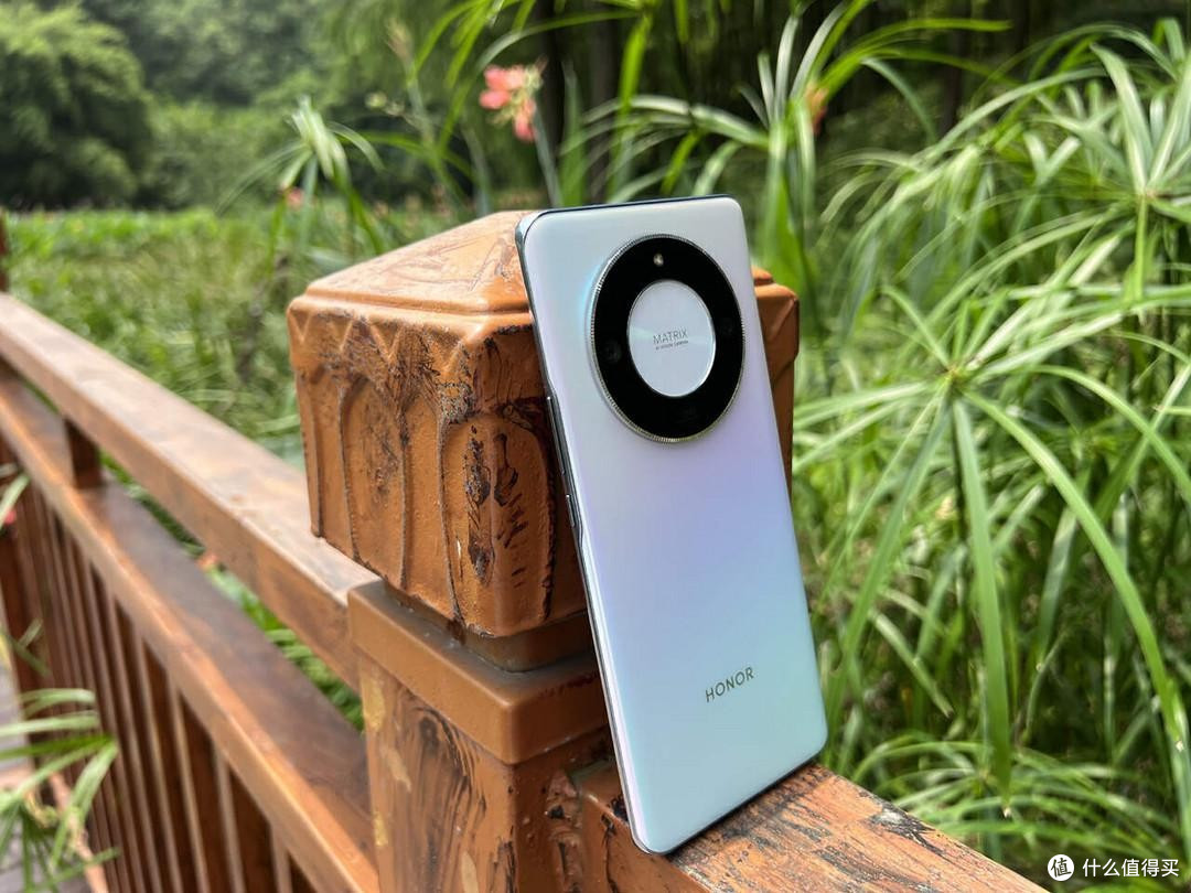 千元机“卷王”,1亿主摄+1.5K曲屏+5800mAh,荣耀“太猛”了!