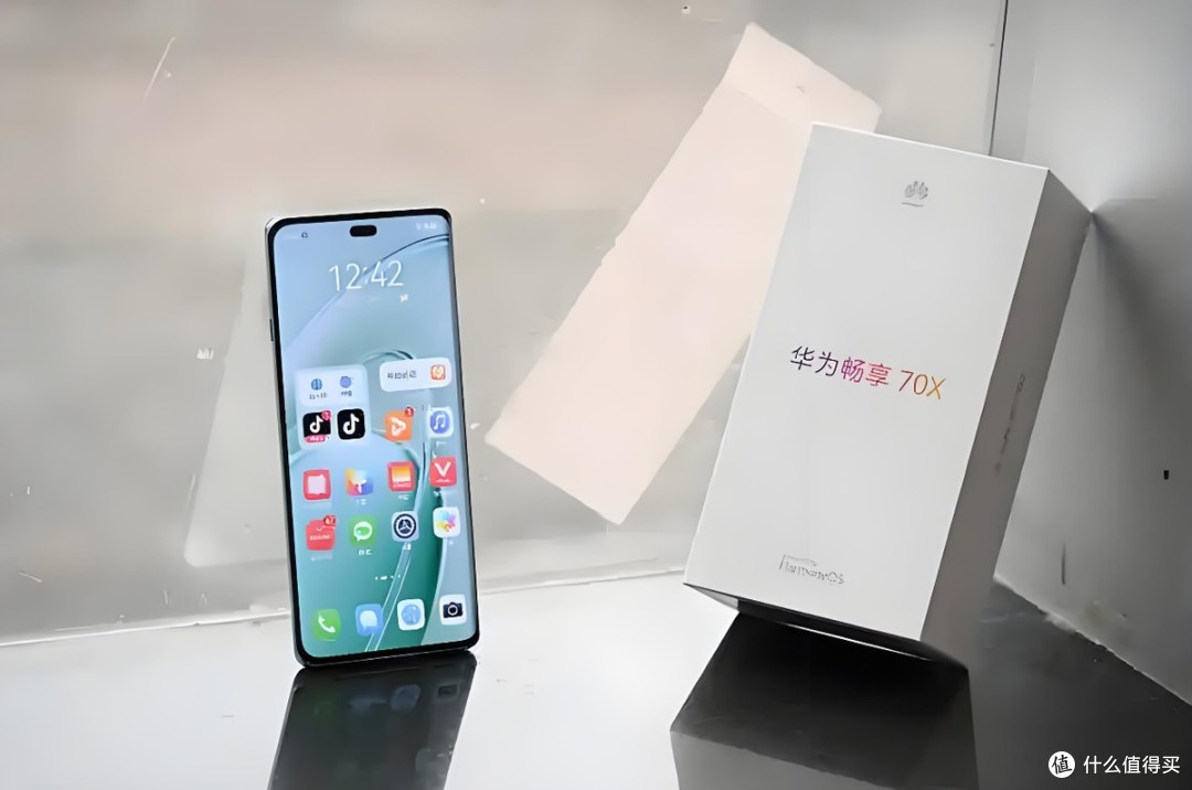 仅1999元!买到512GB+6100mAh巨鲸电池+鸿蒙OS,华为更加亲民了