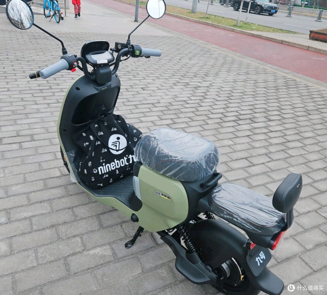 【九号电动A2z深度测评】🔋新国标の「城市穿梭机」+智能黑科技