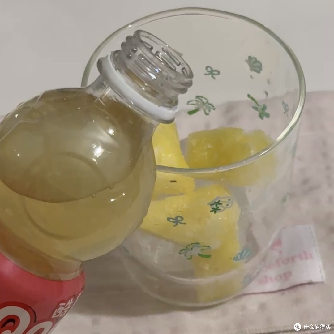 分享一个打工人的续命神器,桃子冰美式