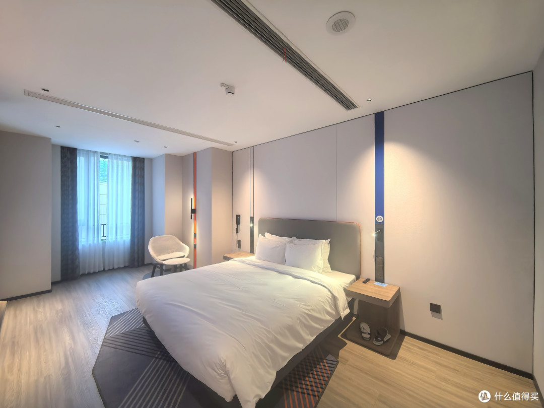 有种淡淡的破碎感:华润万象城新开的IHG 泰州中心智选假日酒店