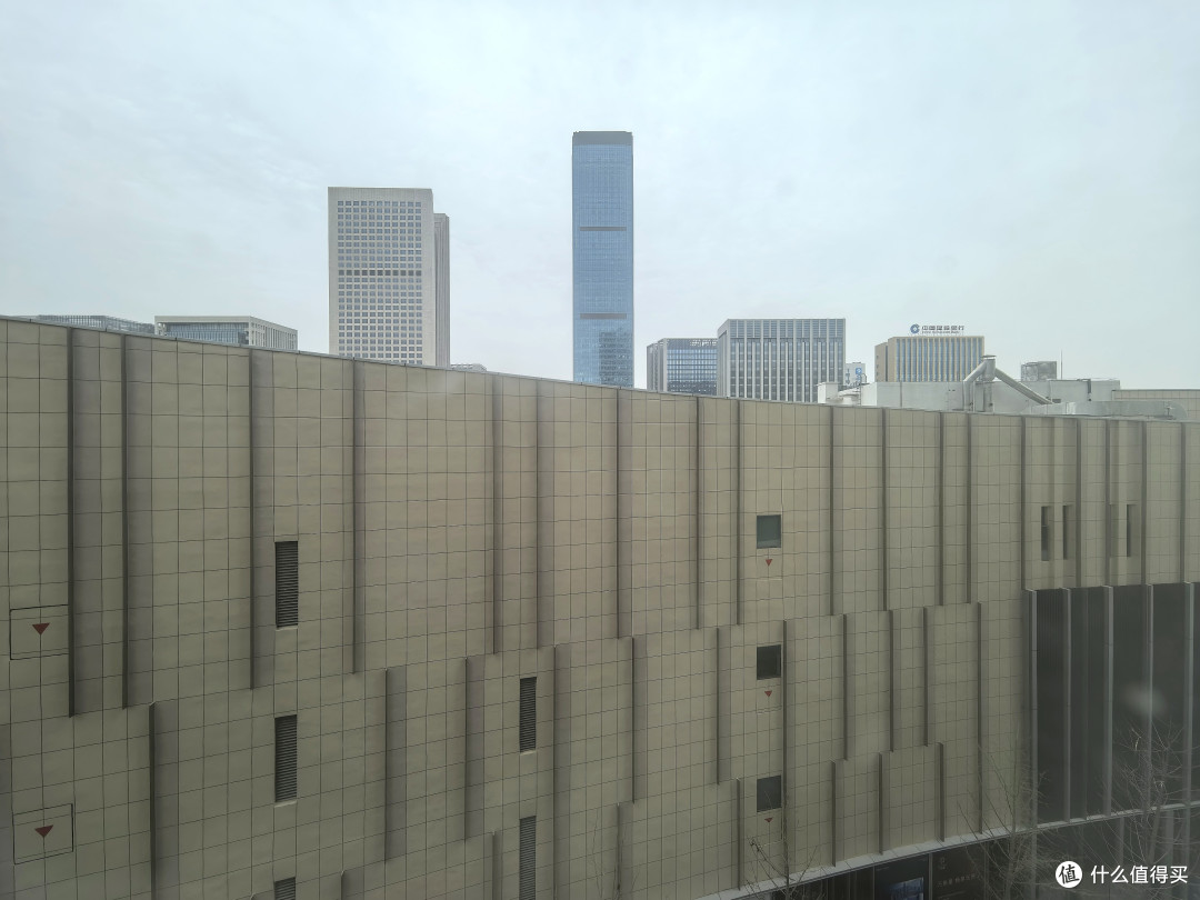 有种淡淡的破碎感:华润万象城新开的IHG 泰州中心智选假日酒店