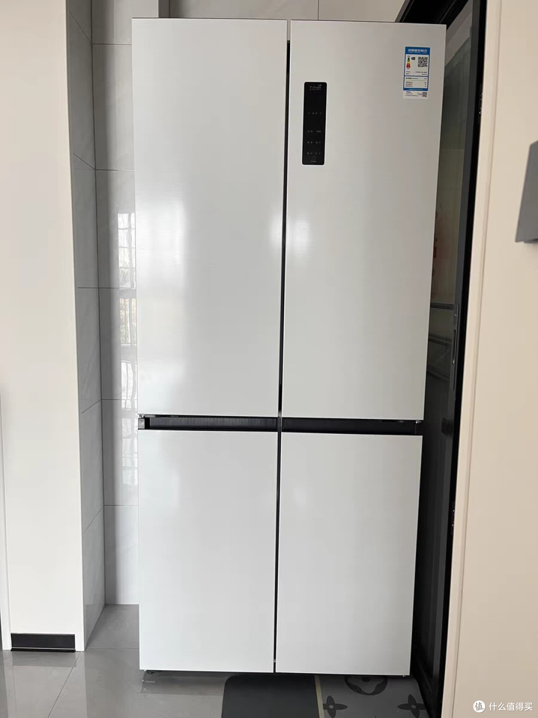 TCL T9 Pro冰箱:超薄平嵌设计