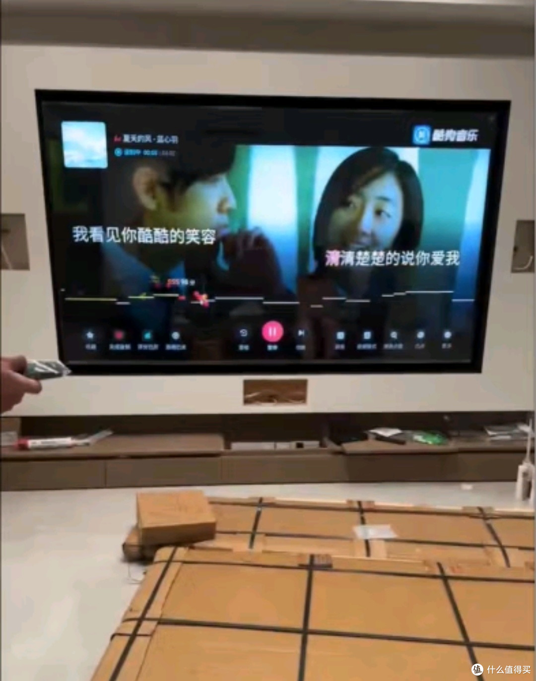 海信100E8N Pro:点亮家庭影院新体验