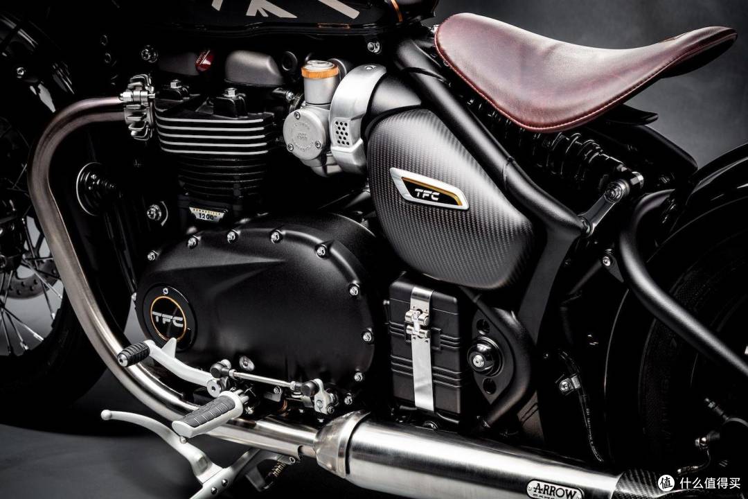 凯旋2025款Bonneville Bobber TFC 限量版摩托车