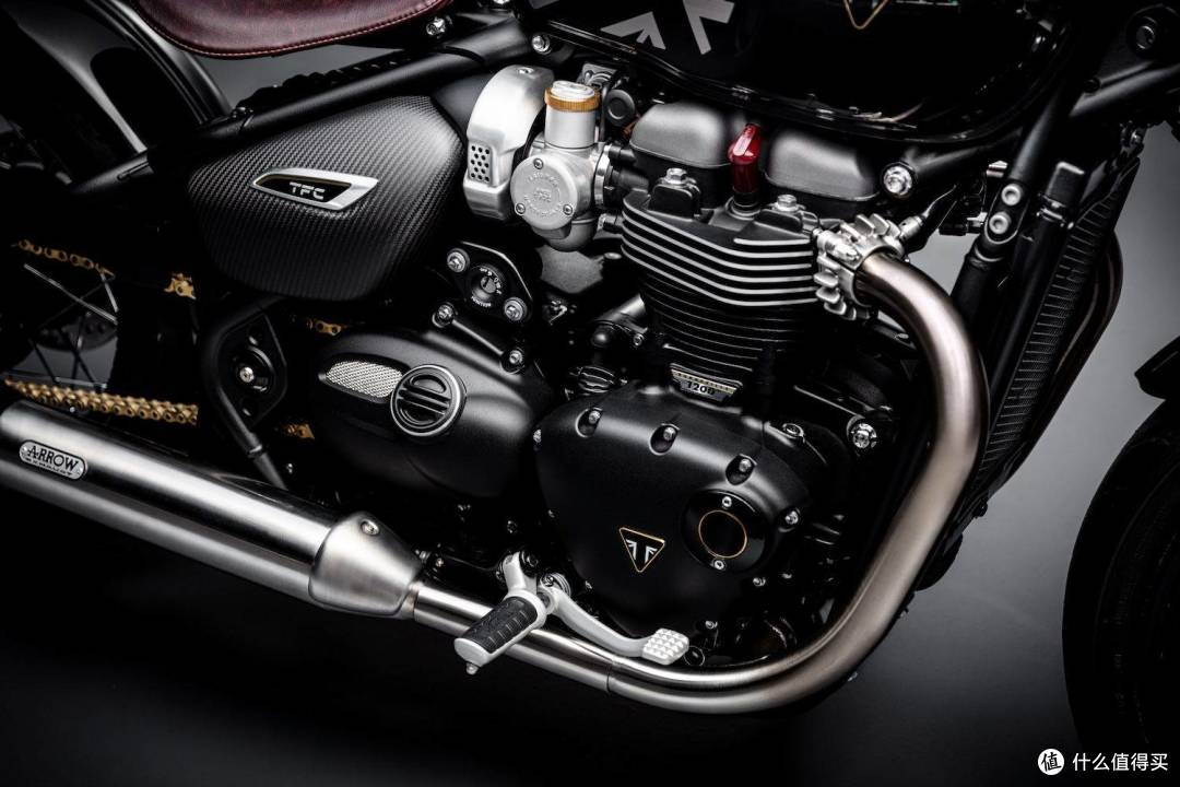 凯旋2025款Bonneville Bobber TFC 限量版摩托车