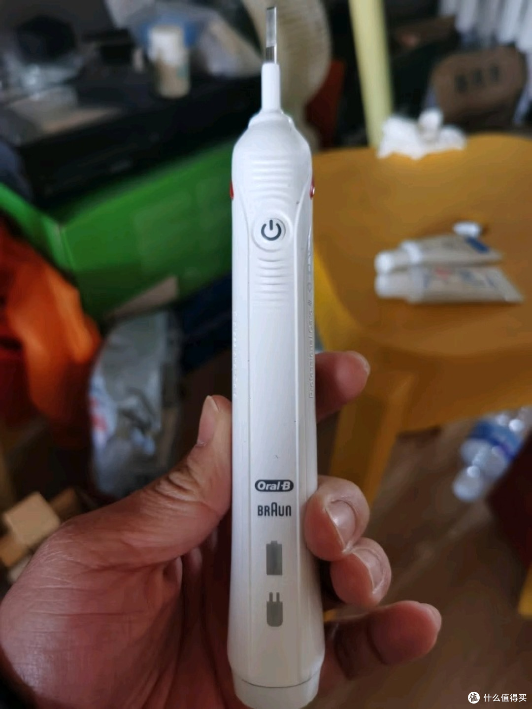 欧乐B P4000电动牙刷:开启口腔清洁新境界
