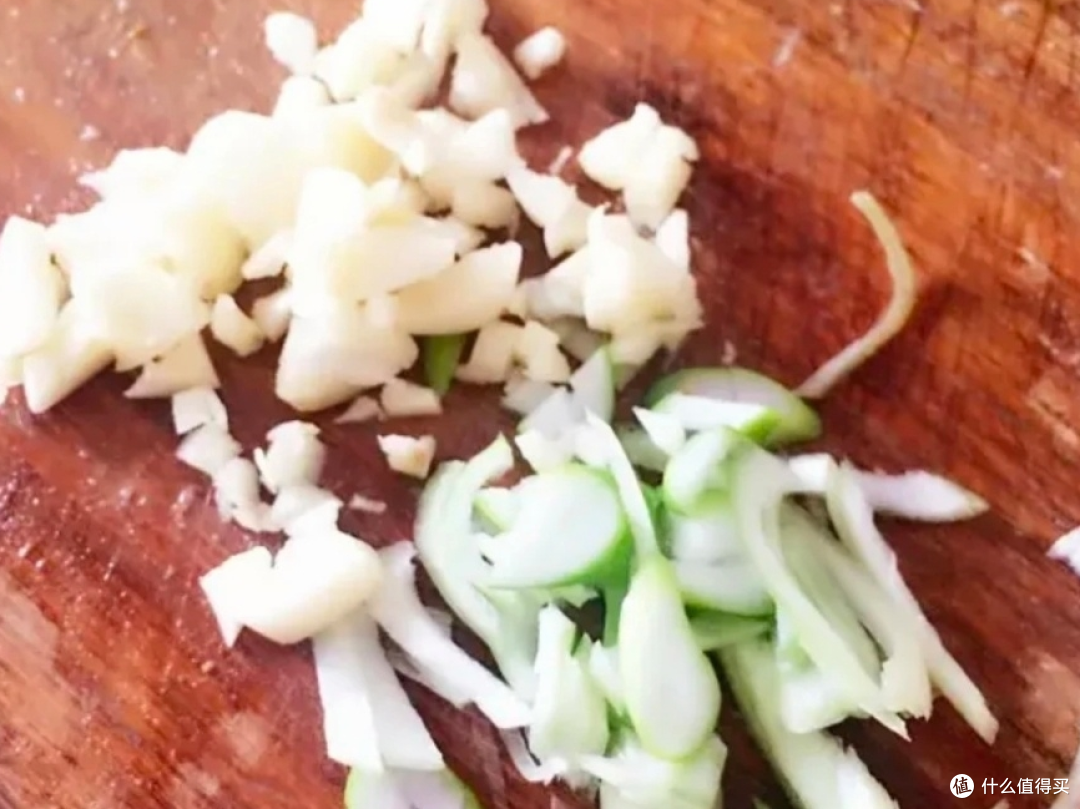 春天里,这份油菜炒虾仁请笑纳