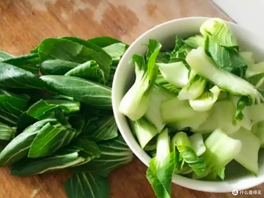 春天里,这份油菜炒虾仁请笑纳