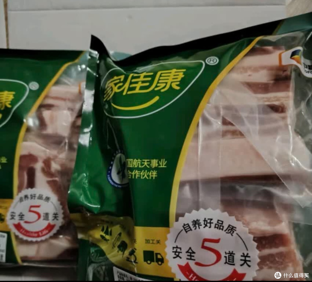 沉浸式春日露营:烤五花肉的舌尖狂欢