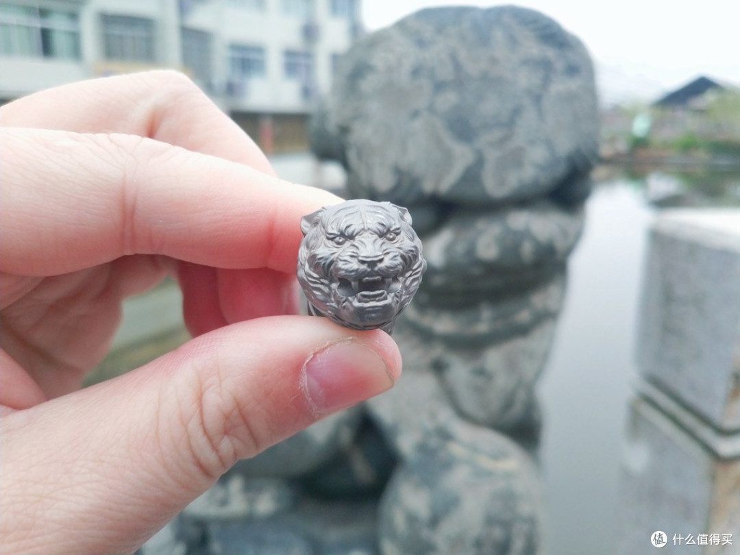 狮韵钛魂,扣系千秋:FEGVE 狮子钛合金快拆式钥匙扣品鉴