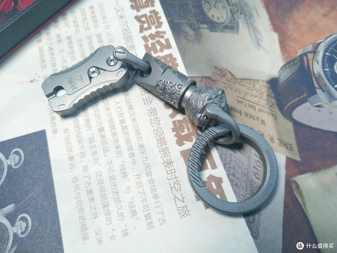 狮韵钛魂,扣系千秋:FEGVE 狮子钛合金快拆式钥匙扣品鉴